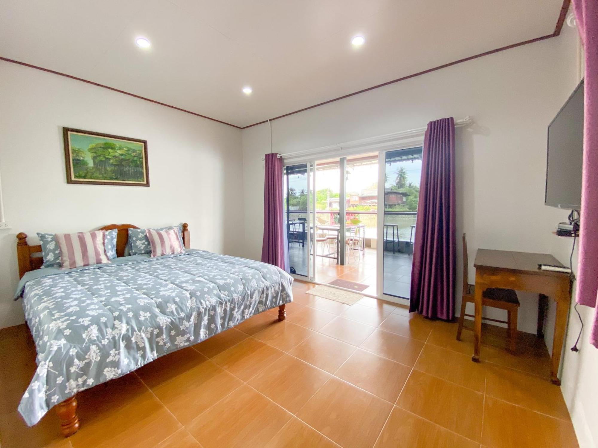 אמפווה Bansuwan Homestay מראה חיצוני תמונה