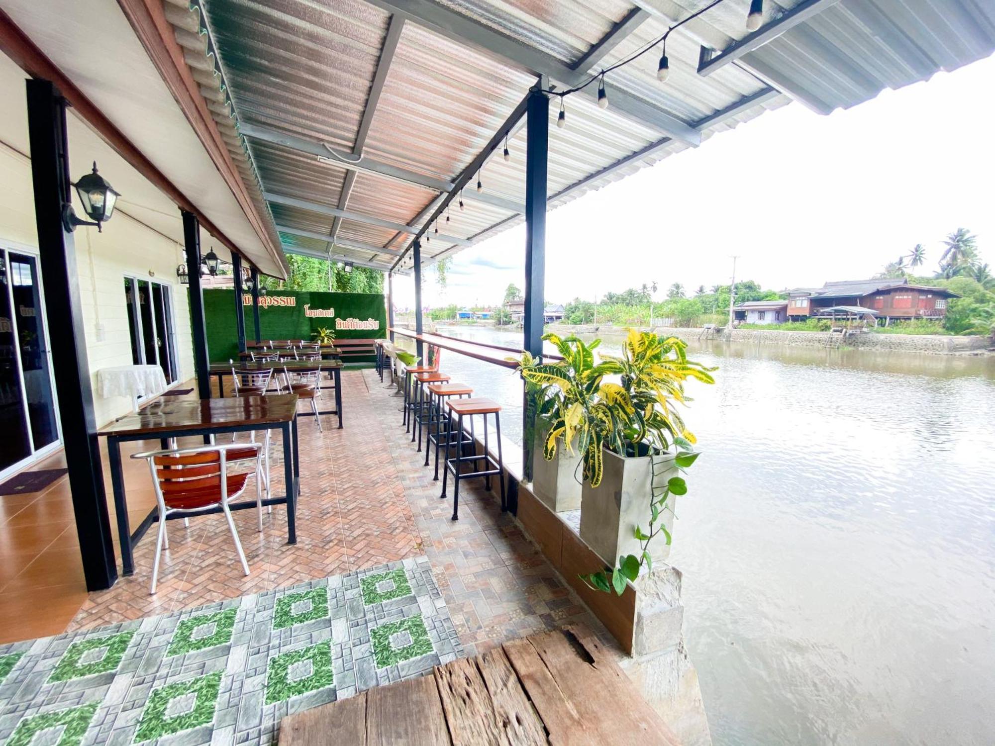 אמפווה Bansuwan Homestay מראה חיצוני תמונה