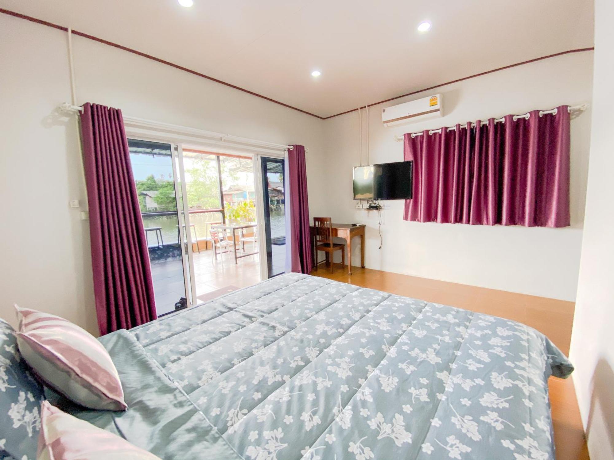 אמפווה Bansuwan Homestay מראה חיצוני תמונה