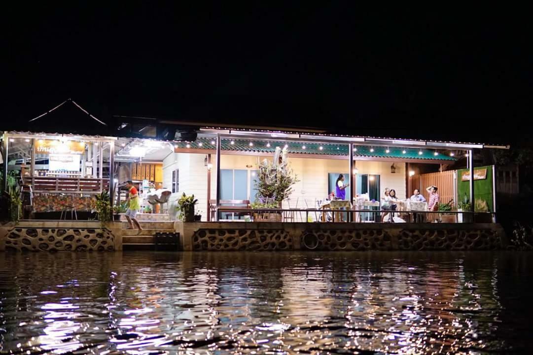 אמפווה Bansuwan Homestay מראה חיצוני תמונה