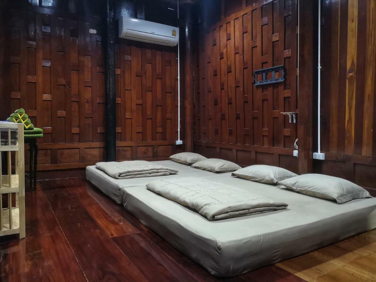 אמפווה Bansuwan Homestay מראה חיצוני תמונה