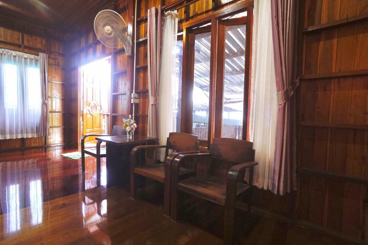 אמפווה Bansuwan Homestay מראה חיצוני תמונה